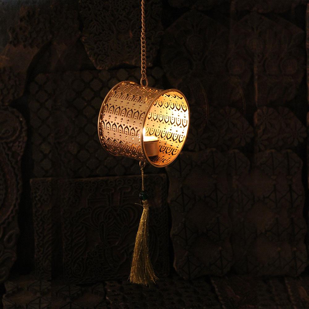 Beautiful Bangle-shaped Gold T-light Holder Hanging
