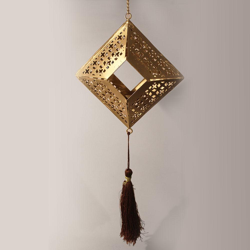 Elegant Rhombus-shaped Tlight Holder Hanging