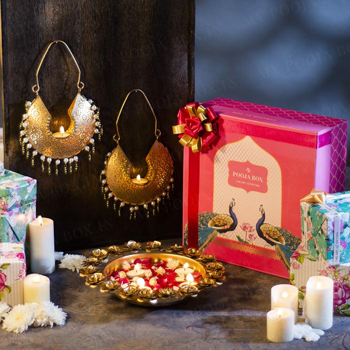 Dazzling Aleena Gifting Box
