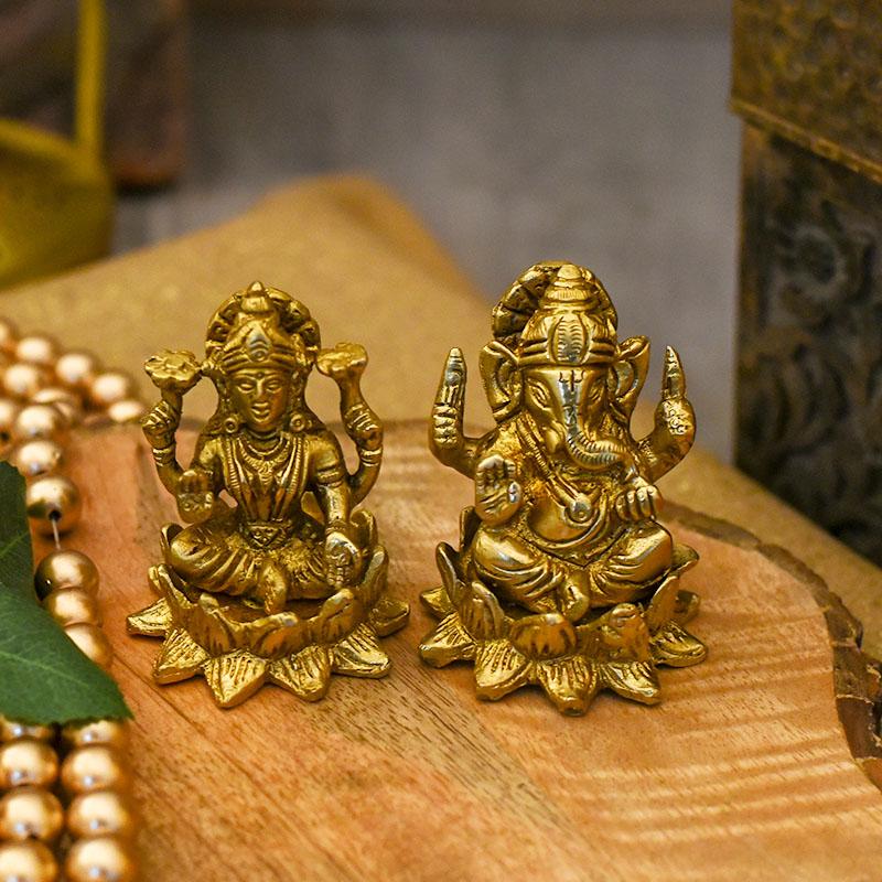 Impressive Lord Ganesha & Laxmi on Lotus Brass Figurine