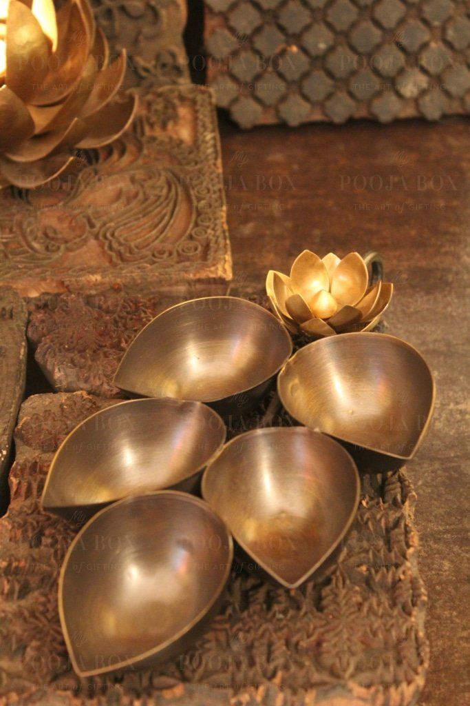 Beautiful Handmade Antique Brass Panchbhooti/ Aarti Lamp Pooja Items