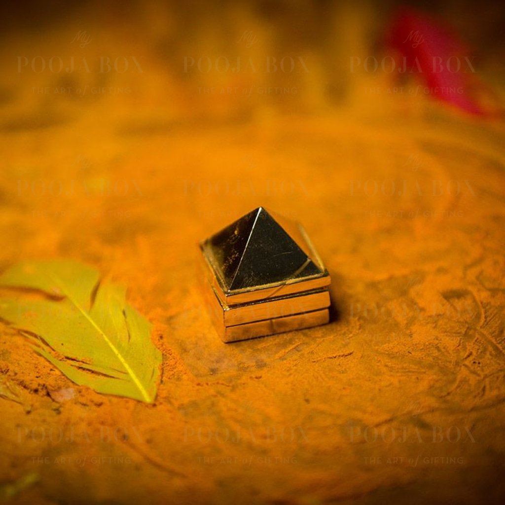 Feng Shui Crystal Twin Pyramid