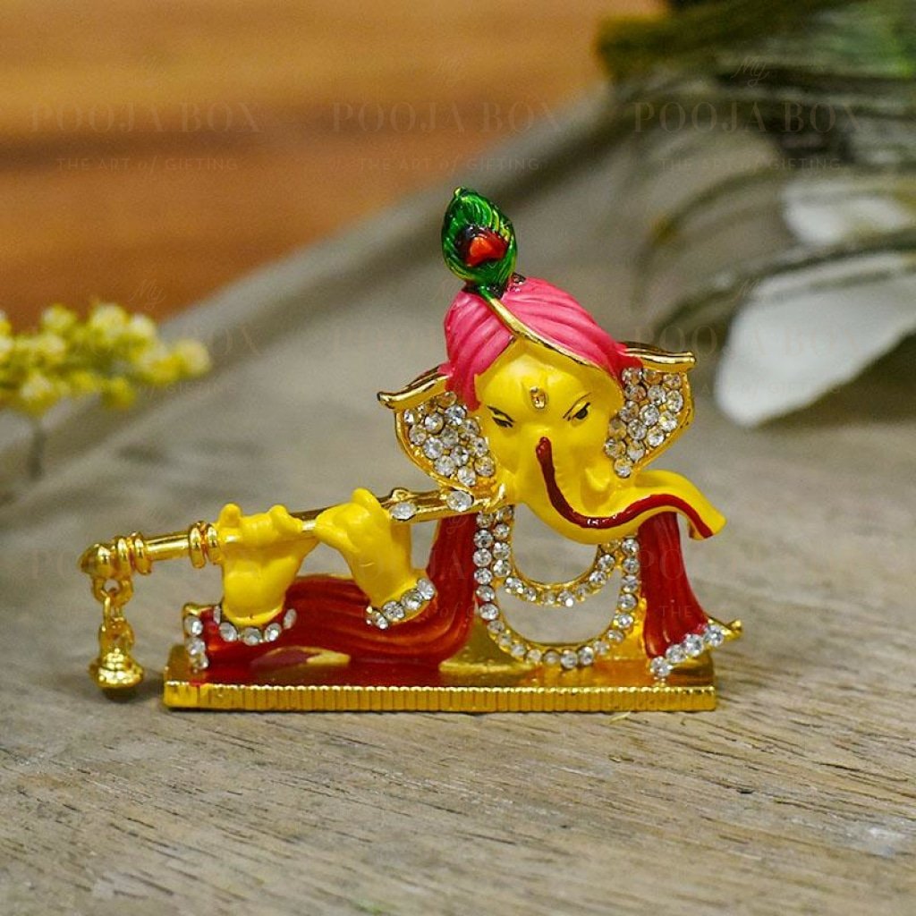 Silver Studded Ganesh Dashboard Idol Idol
